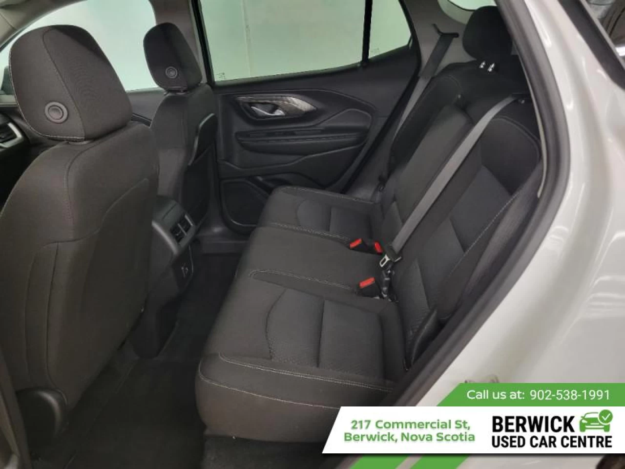 2024 GMC Terrain SLE Main Image