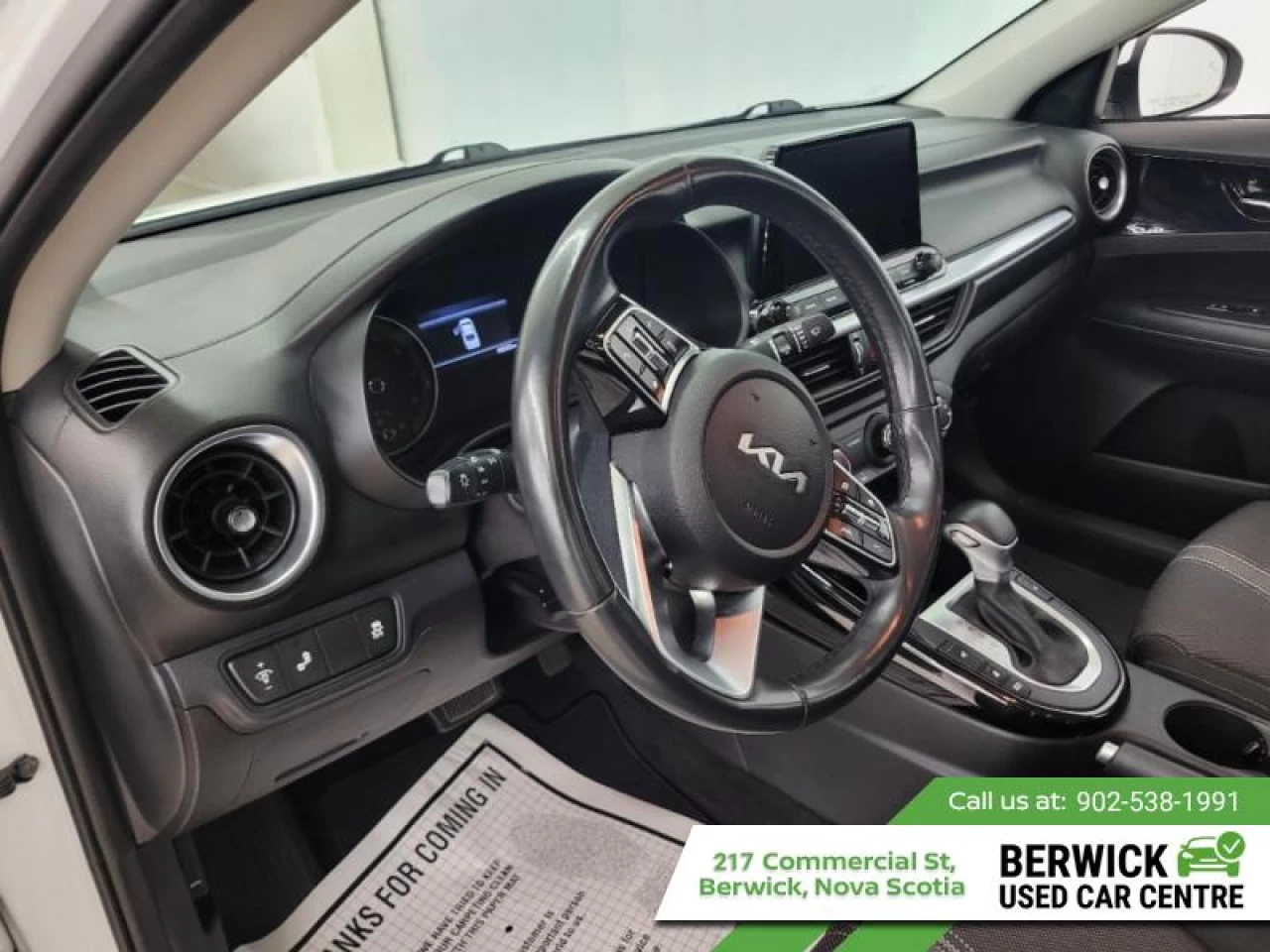 2022 Kia Forte EX Main Image