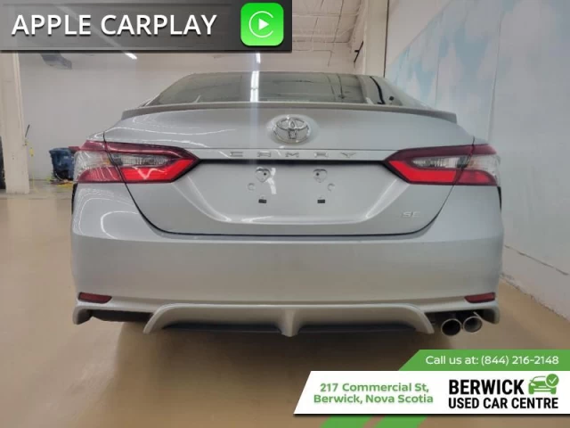 Toyota Camry SE 2023