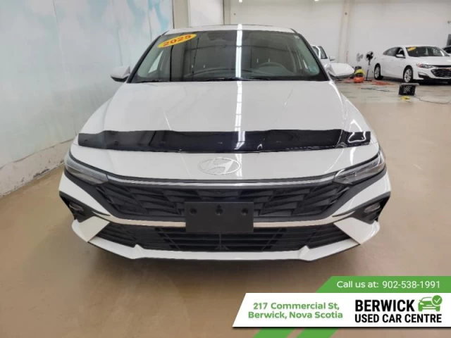 Hyundai Elantra Preferred IVT w/Tech Pkg 2025