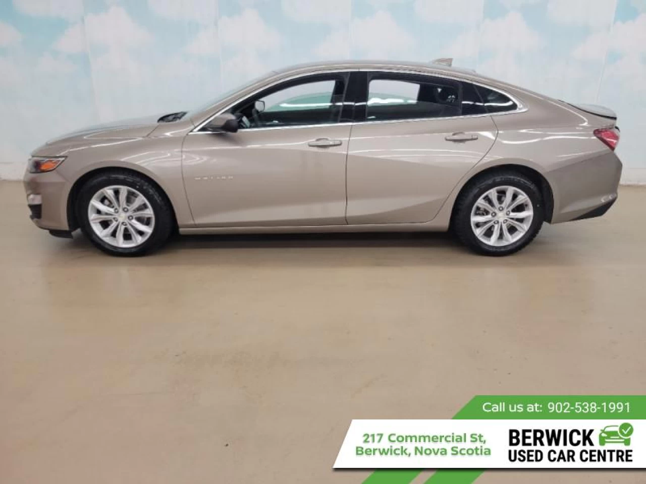 2022 Chevrolet Malibu LT Main Image