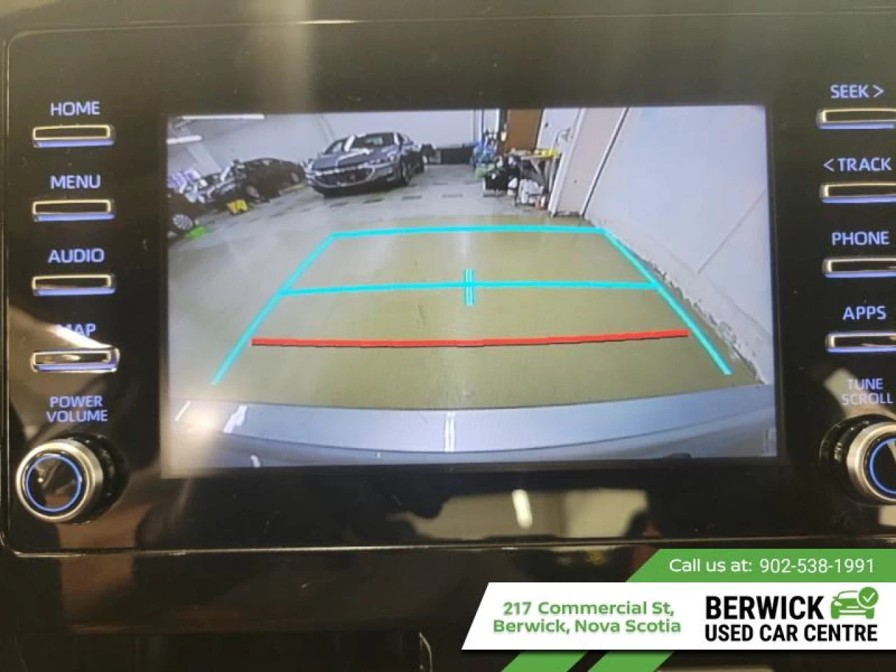 2023 Toyota Camry SE Main Image