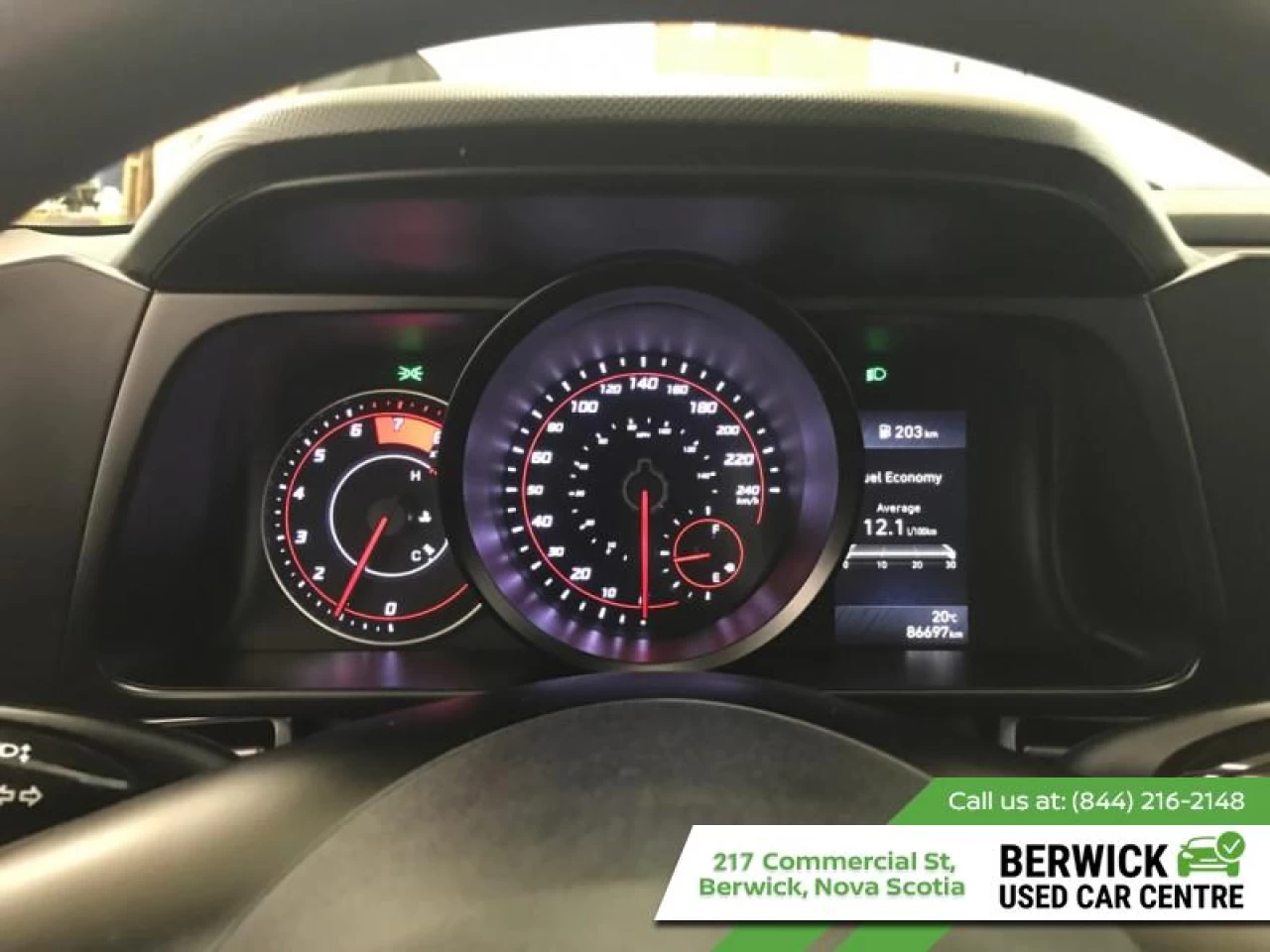2021 Hyundai Elantra Essential Manual Main Image