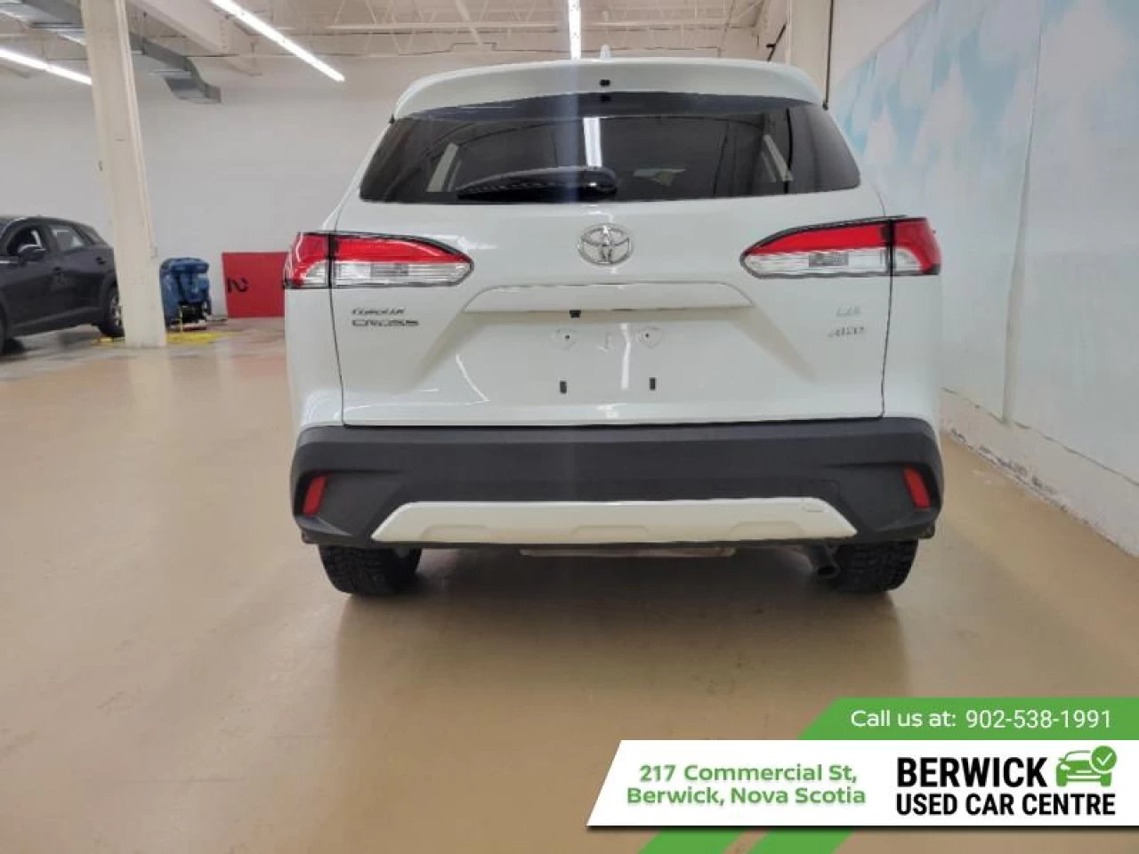 2023 Toyota Corolla Cross LE AWD Main Image