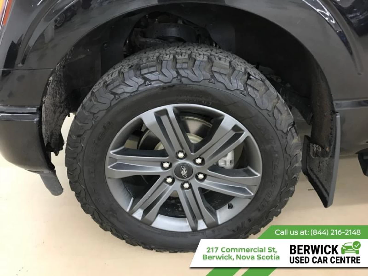 2023 Ford F-150 XLT Main Image