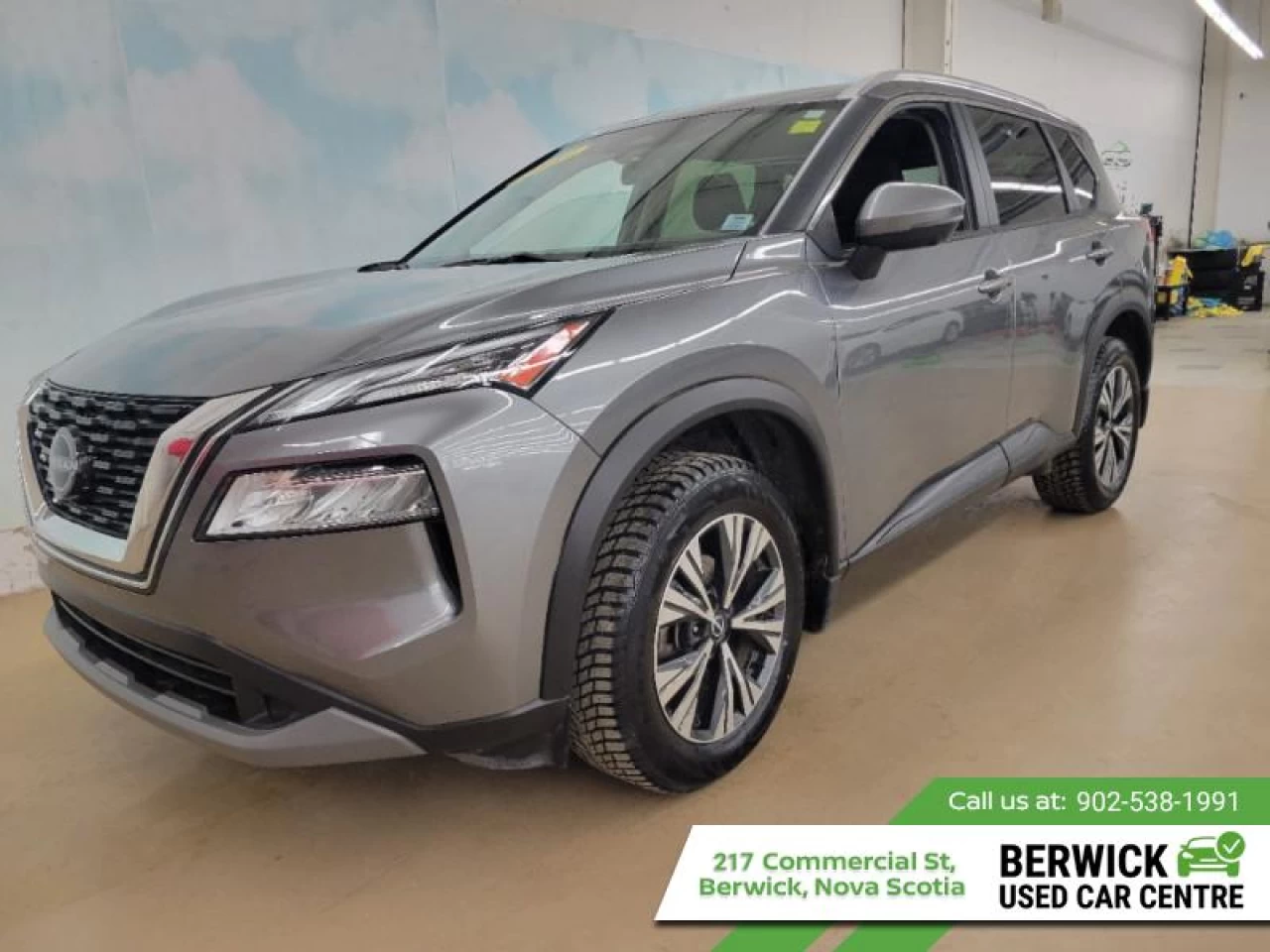 2023 Nissan Rogue SV Moonroof Main Image