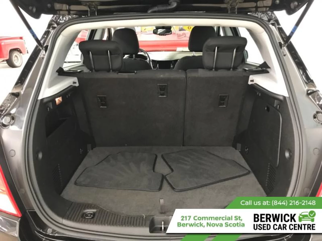 2019 Chevrolet Trax LS Main Image