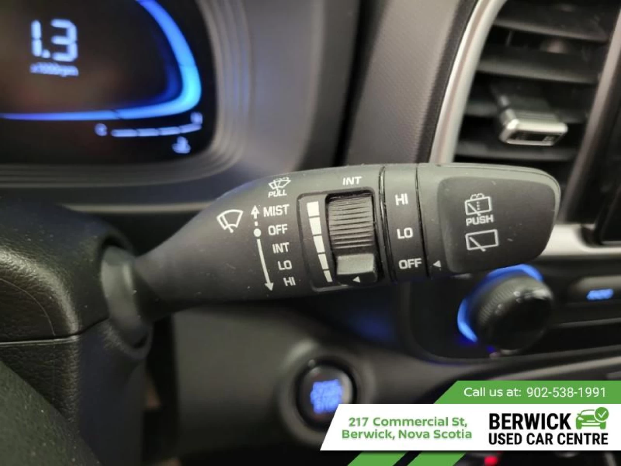 2024 Hyundai Venue Preferred Main Image