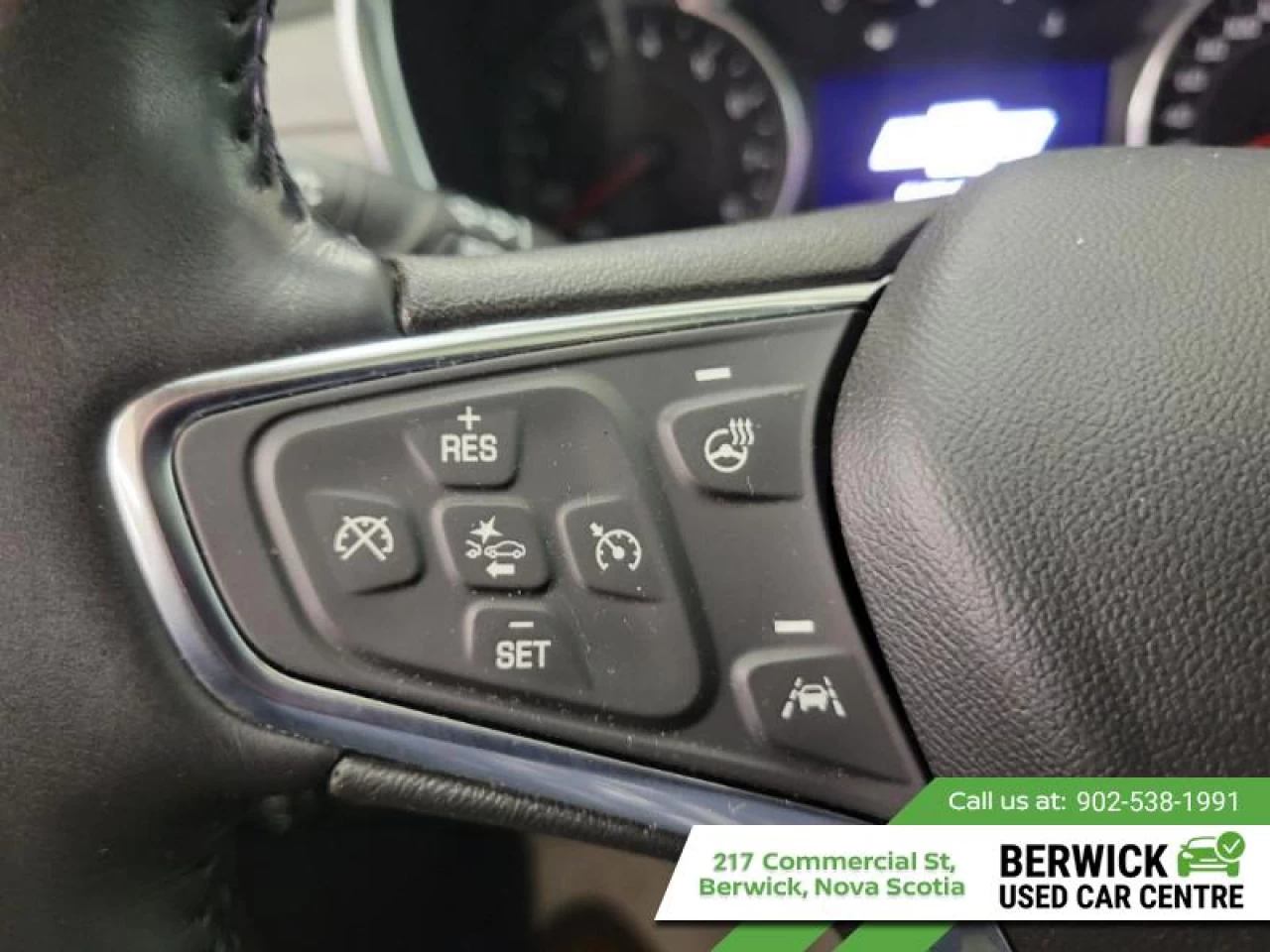 2021 Chevrolet Equinox Premier Main Image