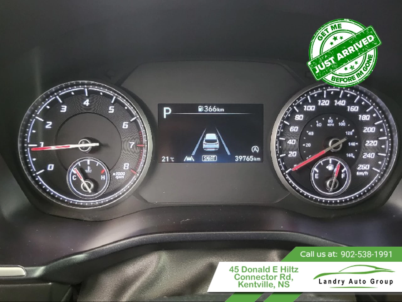 2023 Hyundai Santa Fe Urban AWD Main Image