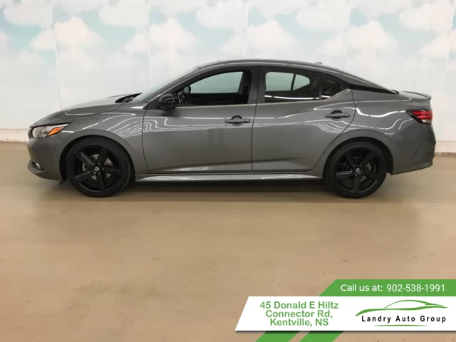 Nissan Sentra SR CVT 2021