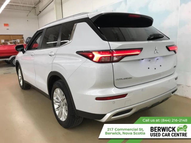 Mitsubishi Outlander SE S-AWC 2024