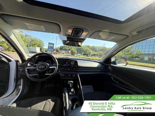 Hyundai Elantra Preferred w/Sun & Tech Package IVT 2021