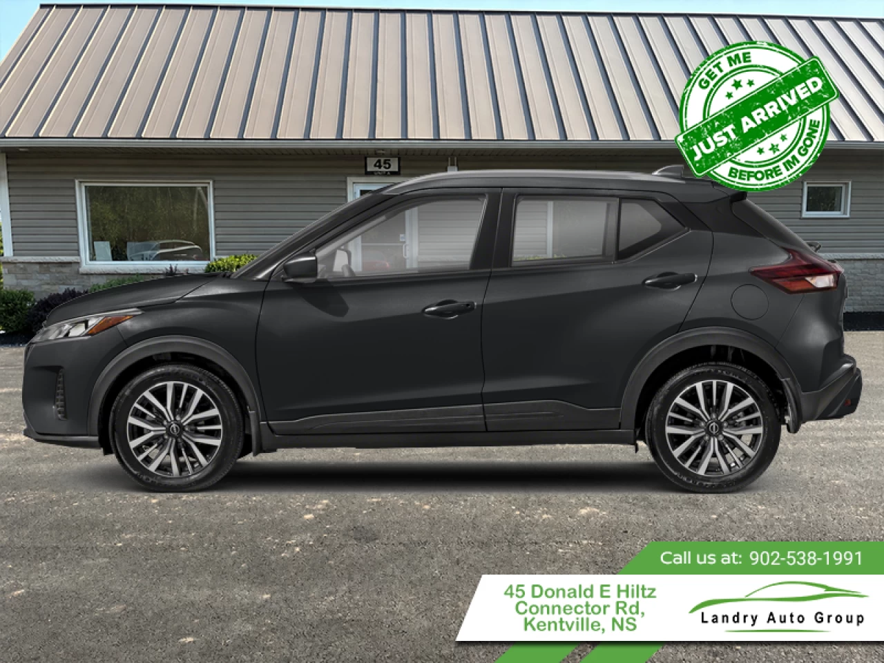 2025 Nissan Kicks Play SV Main Image