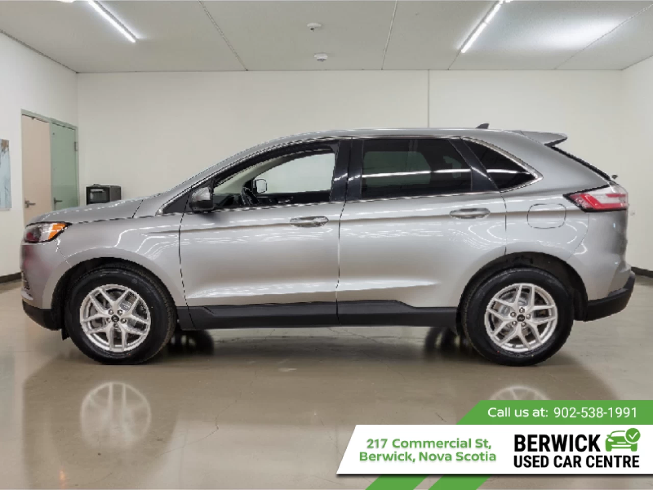 2024 Ford Edge SEL Main Image