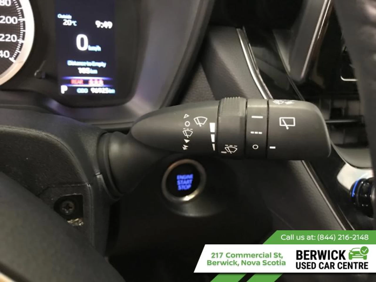 2022 Toyota Corolla Cross LE AWD Main Image