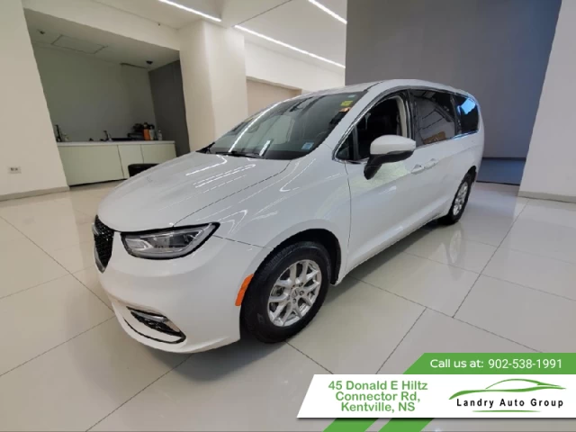 Chrysler Pacifica Touring L 2023