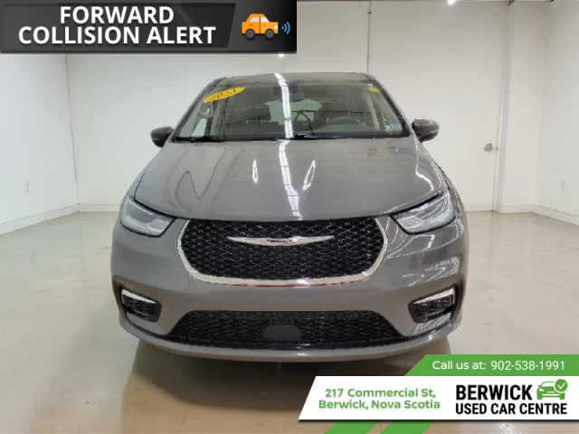 Chrysler Pacifica Touring L 2023