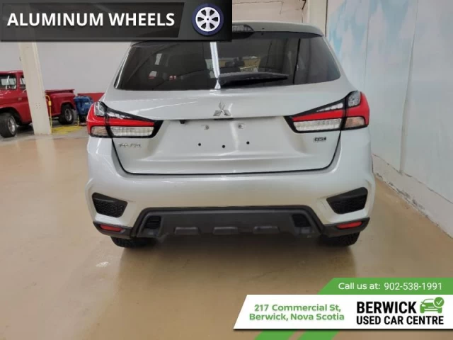 Mitsubishi RVR SE AWC 2024