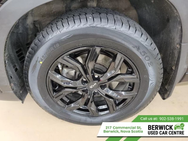 Toyota Highlander LE 2017