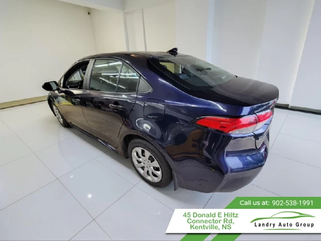 Toyota Corolla LE 2024