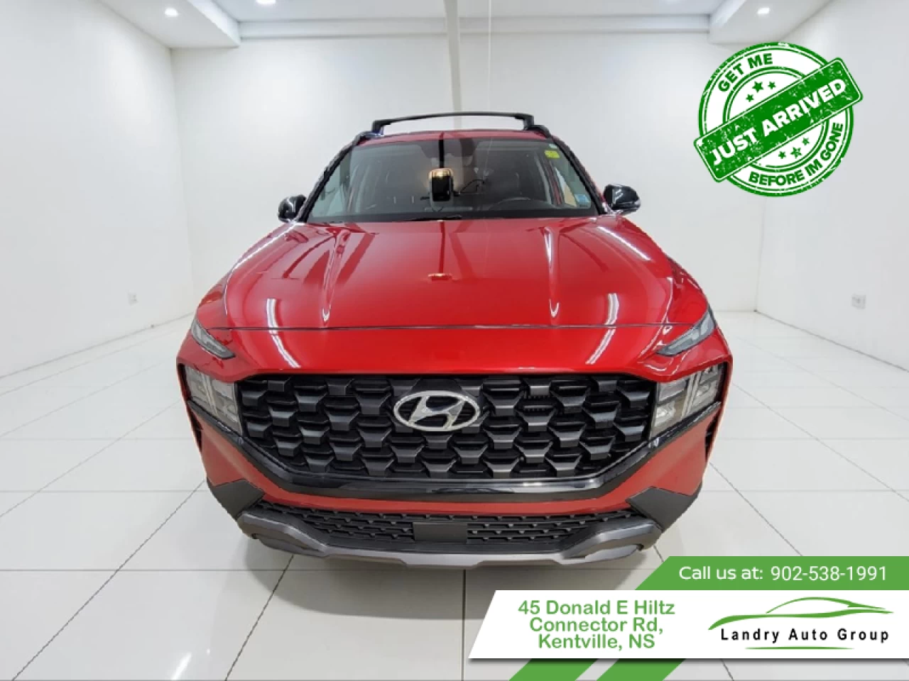2023 Hyundai Santa Fe Urban AWD Main Image
