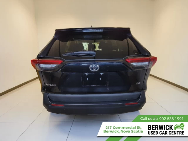 Toyota RAV4 FWD LE 2019