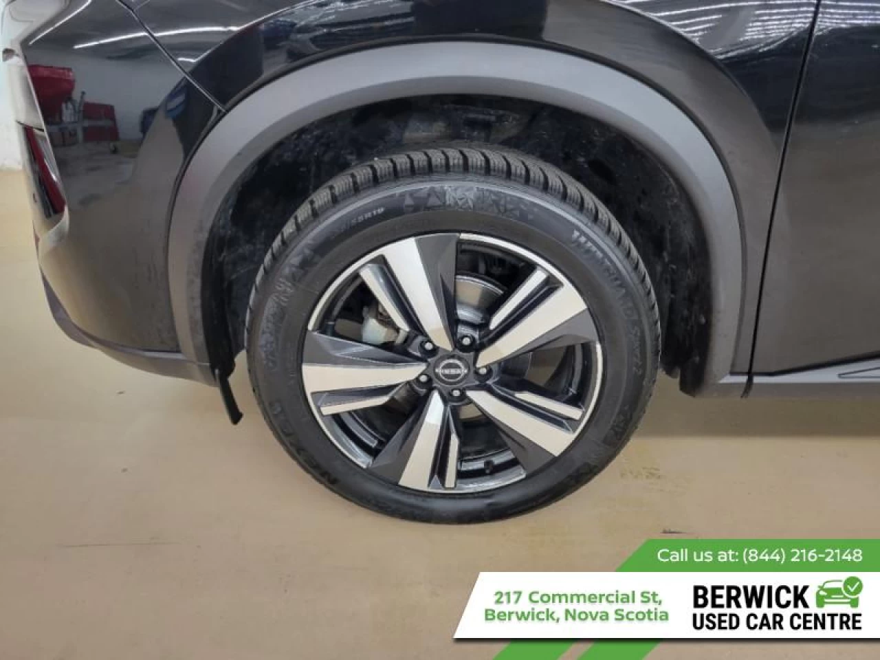 2024 Nissan Rogue SL Main Image