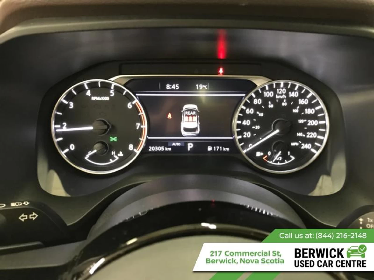 2023 Nissan Rogue SV Moonroof Main Image