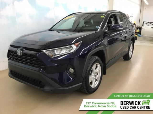 Toyota RAV4 XLE AWD 2021