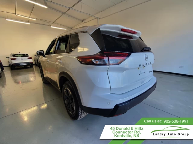 Nissan Rogue SV Moonroof 2024