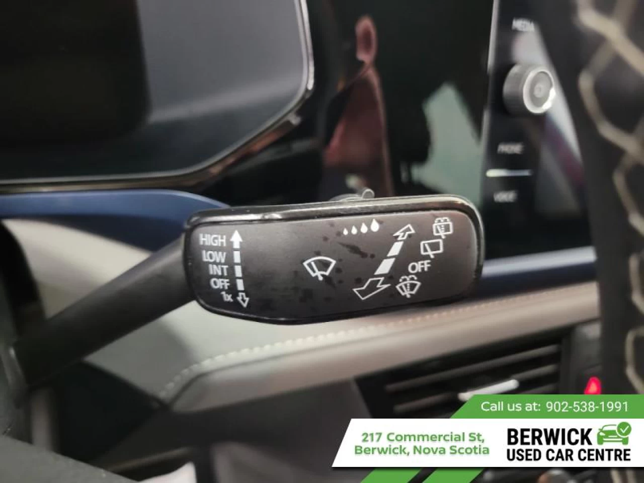 2024 Volkswagen Taos Comfortline Main Image