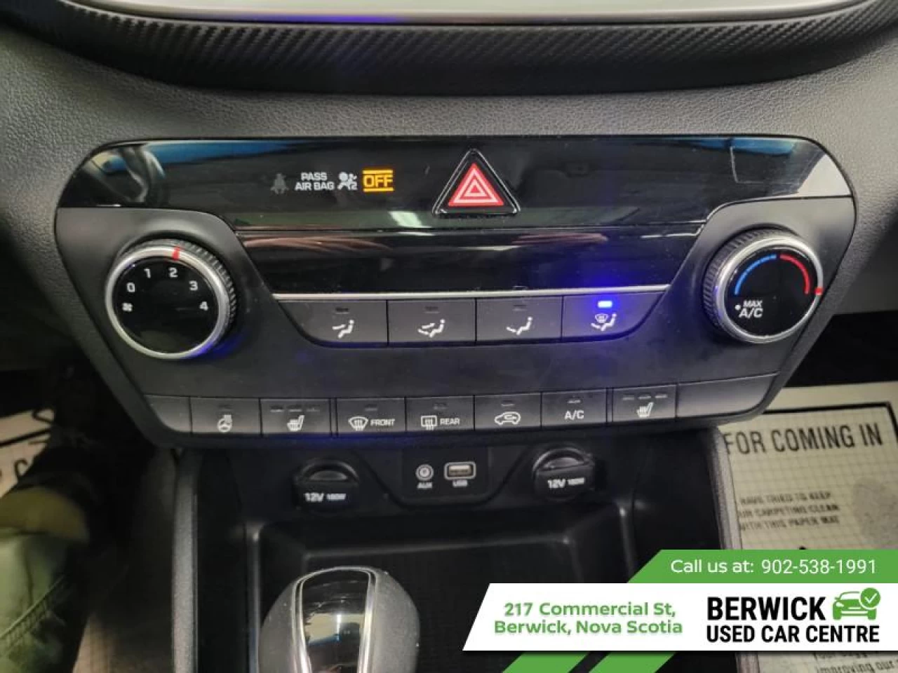 2021 Hyundai Tucson 2.0L Preferred AWD w/Sun and Leather Main Image