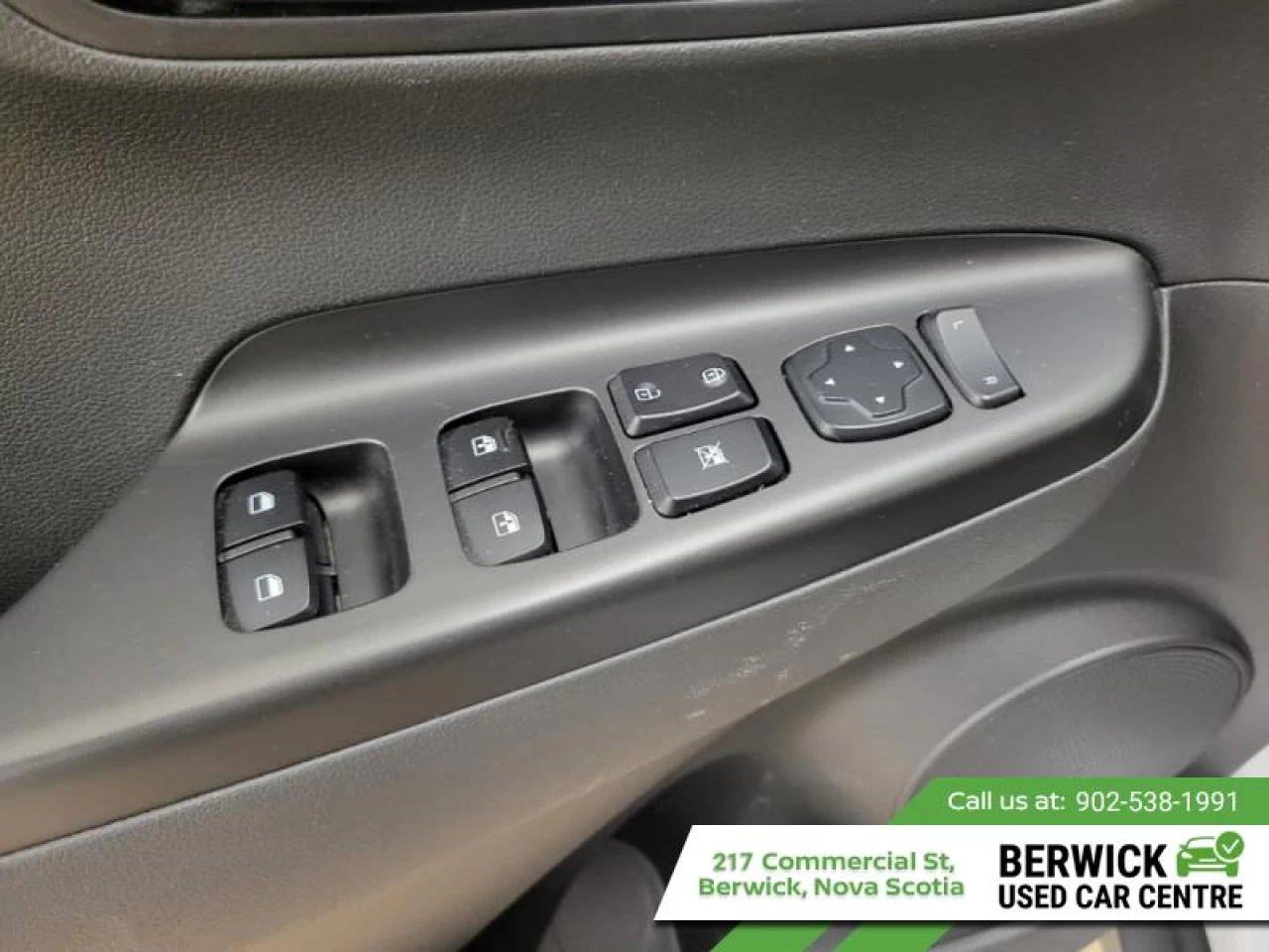 2023 Hyundai Kona 2.0L Preferred AWD Main Image