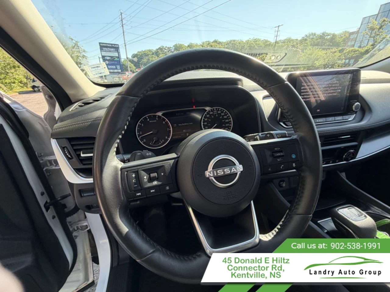 2024 Nissan Rogue SV Moonroof Main Image
