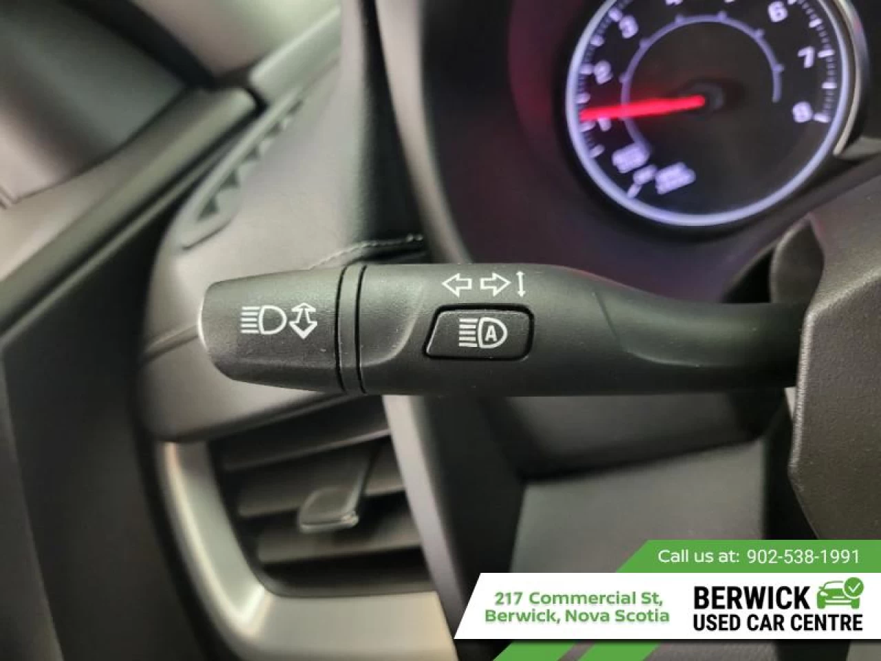 2024 GMC Terrain SLE Main Image