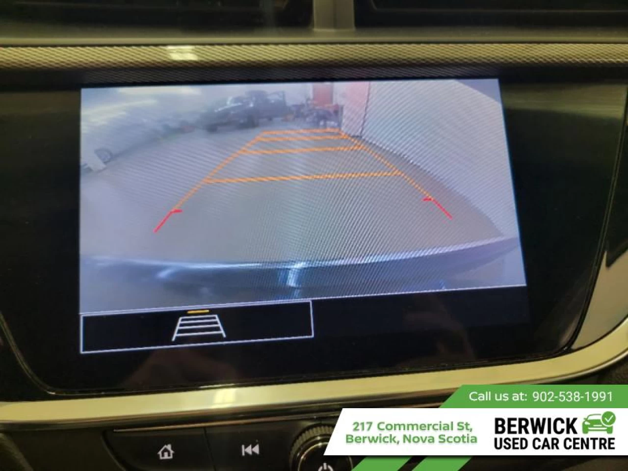 2023 Buick Encore GX Essence Main Image