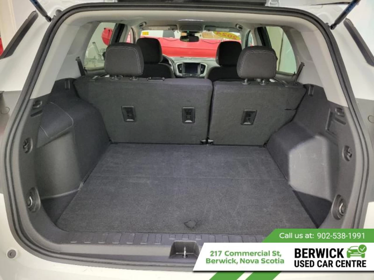 2024 GMC Terrain SLE Main Image