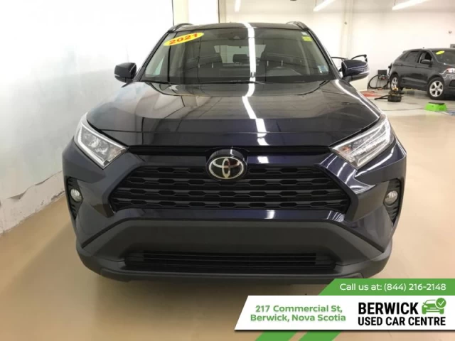 Toyota RAV4 XLE AWD 2021