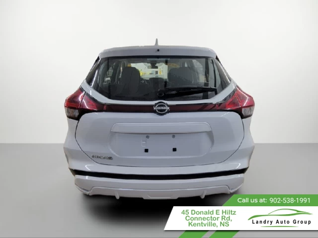 Nissan Kicks Play SV 2025