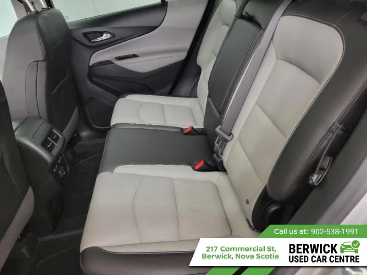 2021 Chevrolet Equinox Premier Main Image