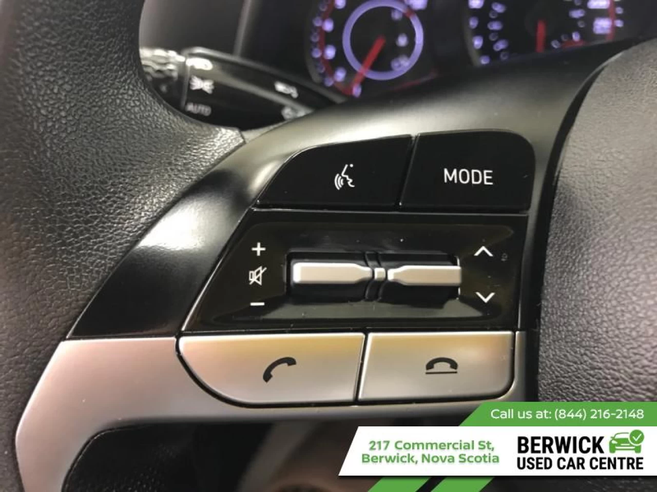 2021 Hyundai Elantra Essential Manual Main Image
