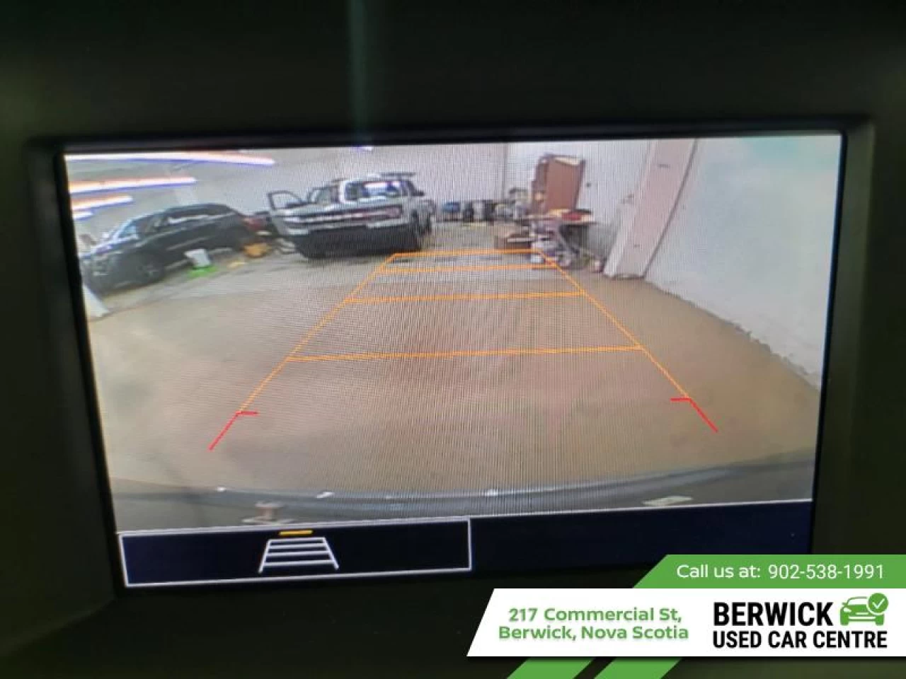 2024 GMC Terrain SLE Main Image