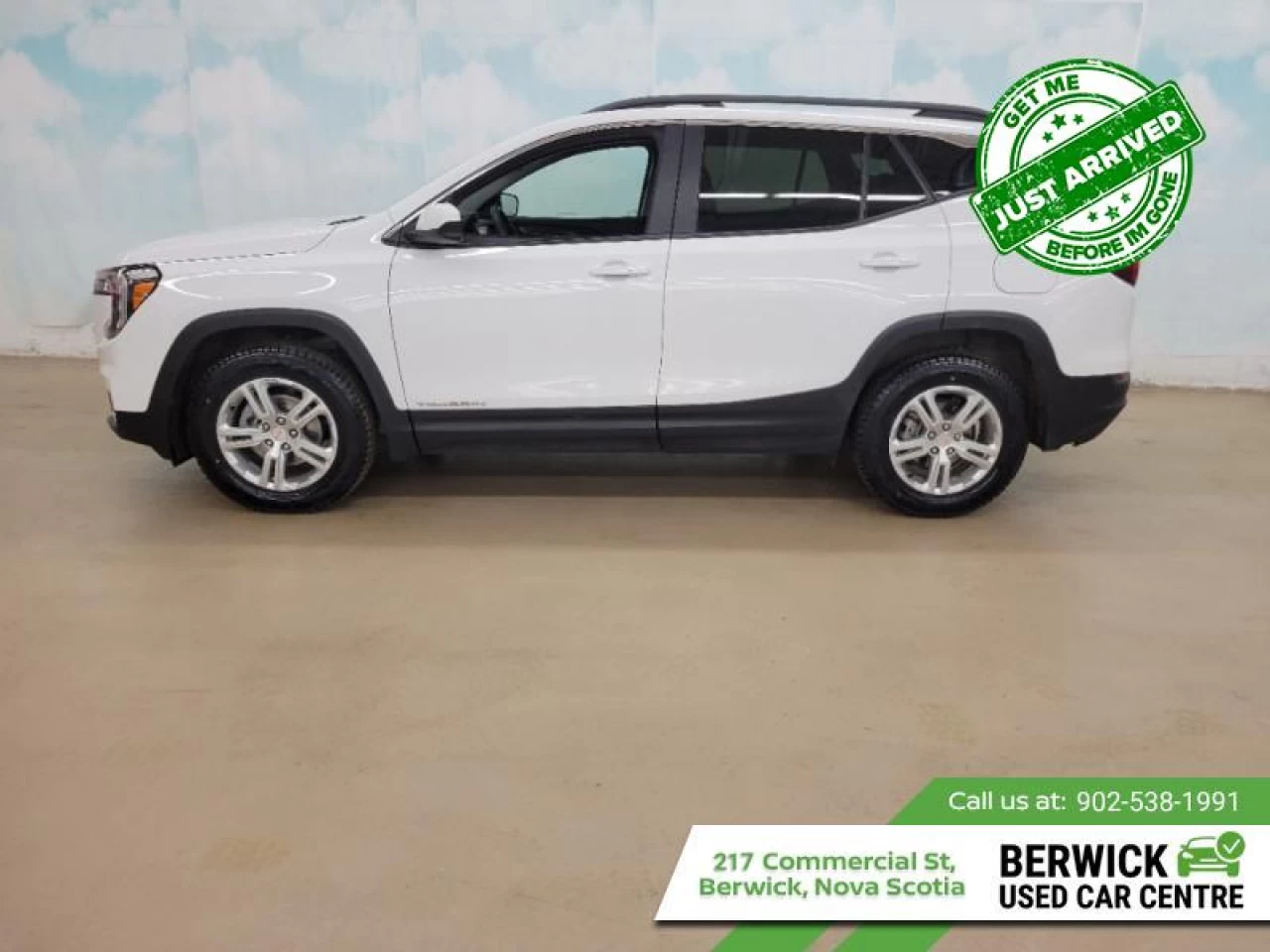 2024 GMC Terrain SLE Main Image