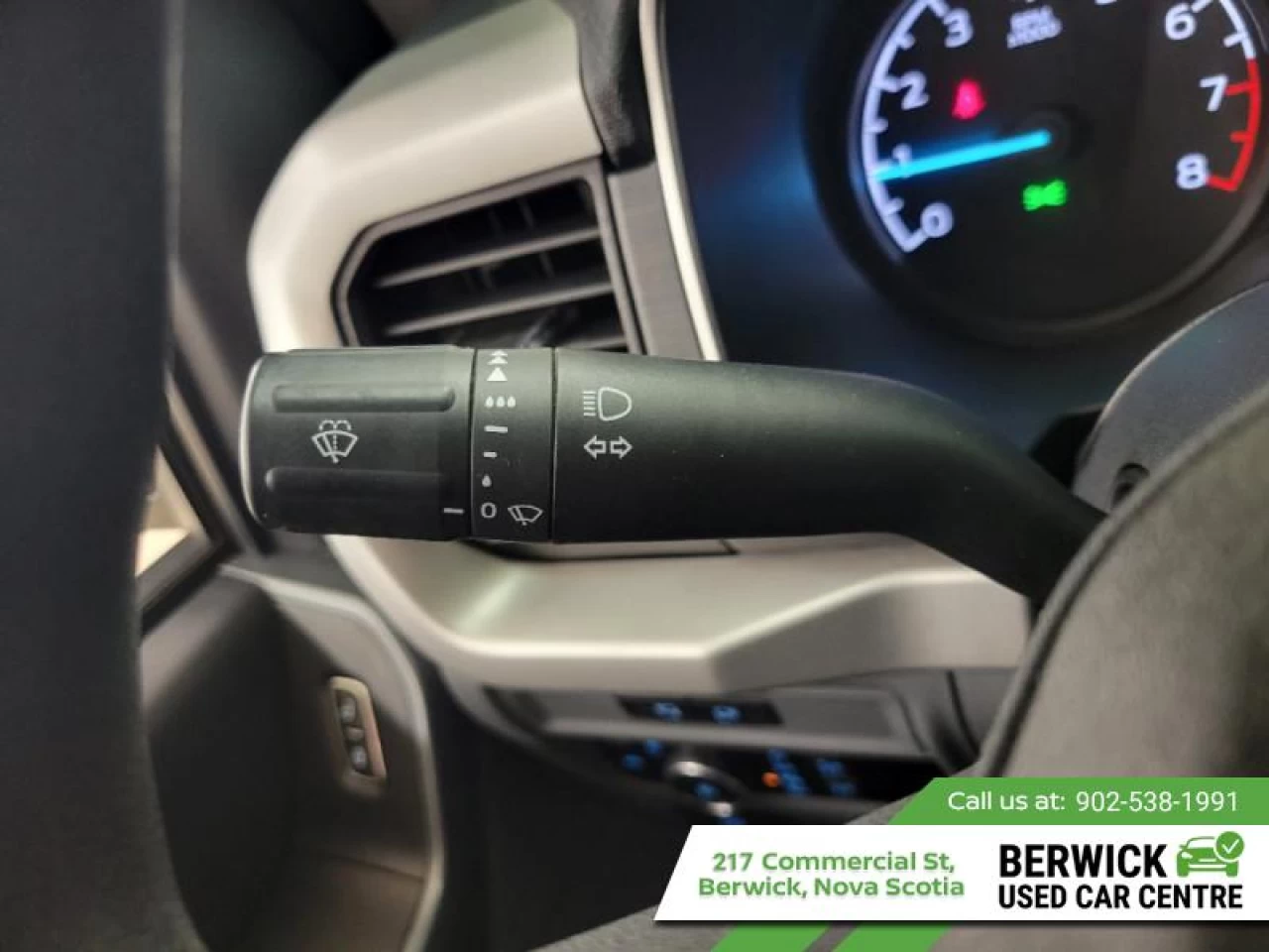 2022 Ford F-150 XLT Main Image