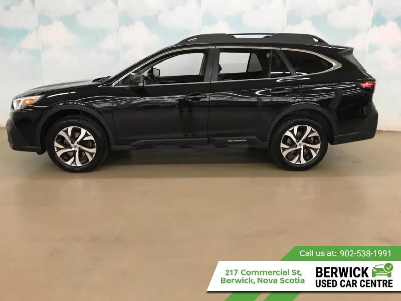 2022 Subaru Outback Limited Main Image