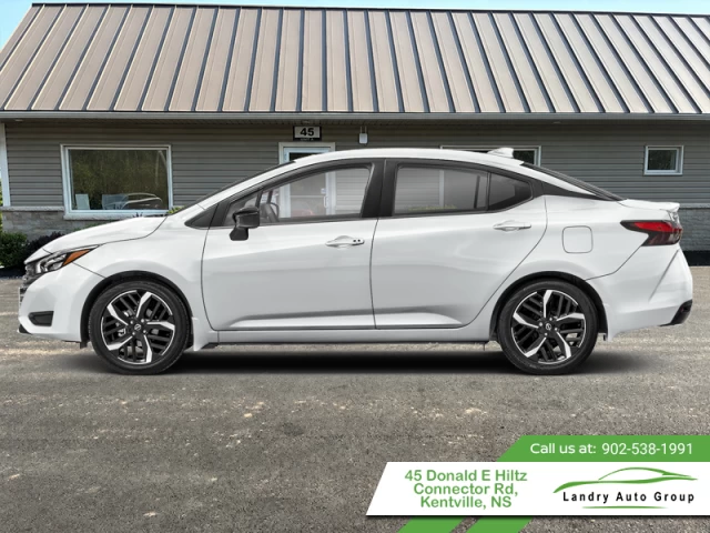 Nissan Versa SR 2024