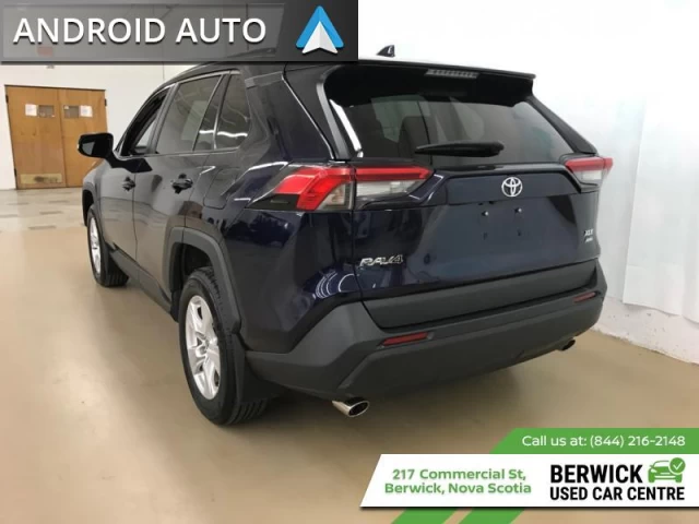 Toyota RAV4 XLE AWD 2021
