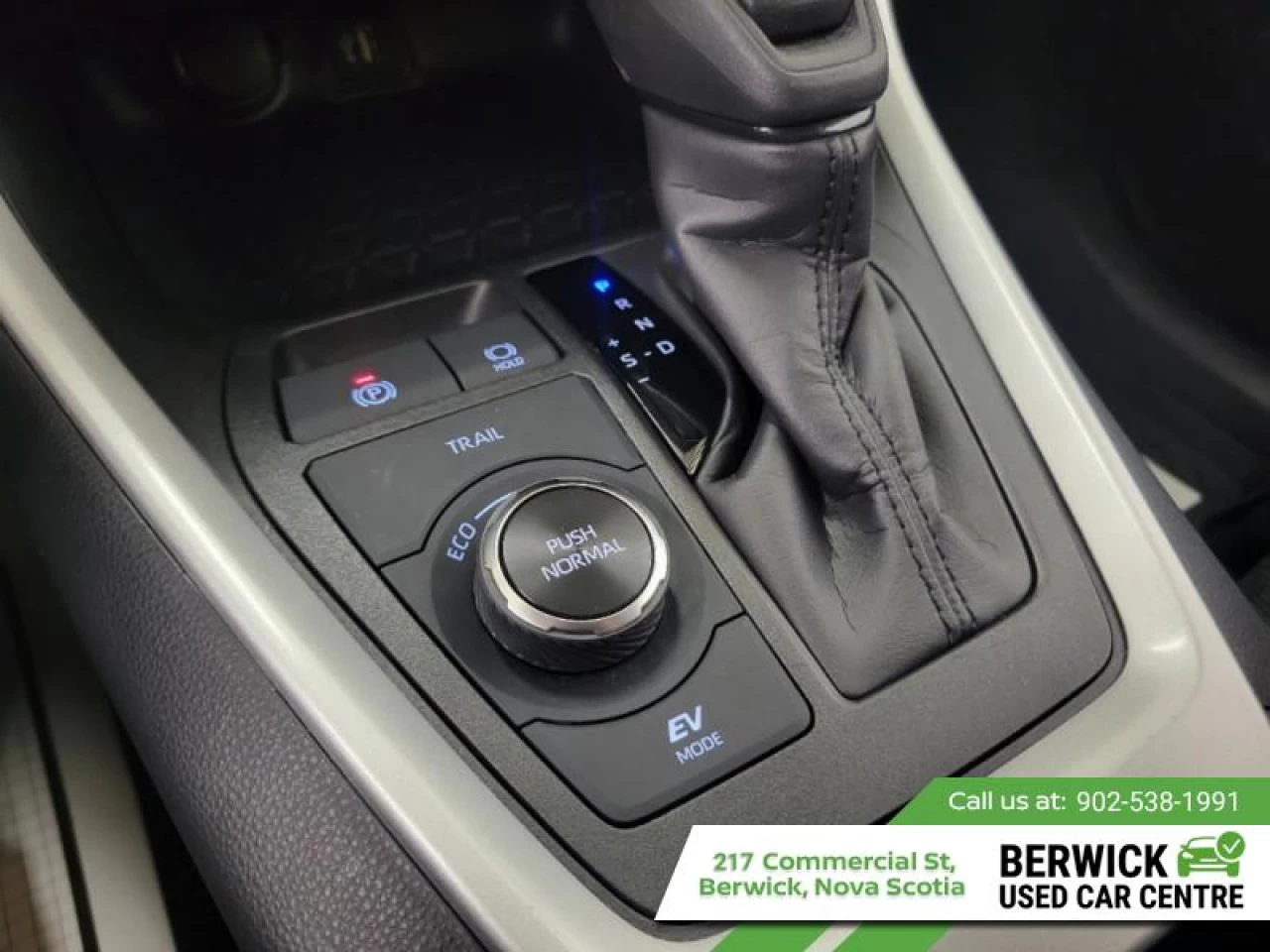 2025 Toyota RAV4 Hybrid LE Main Image