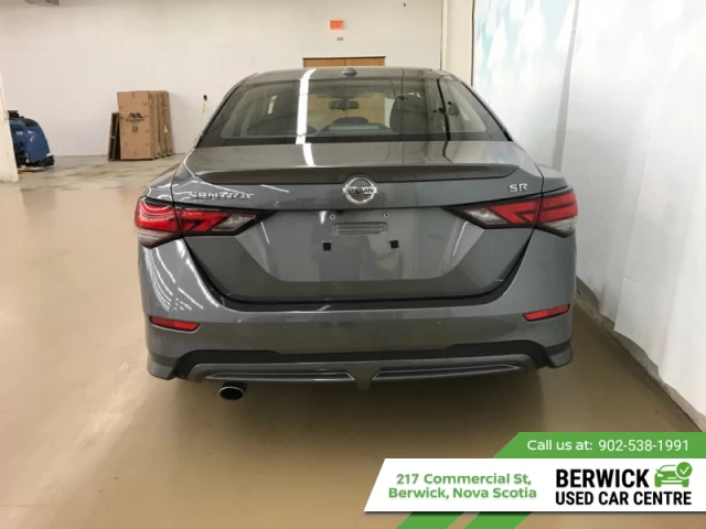Nissan Sentra SR CVT 2021